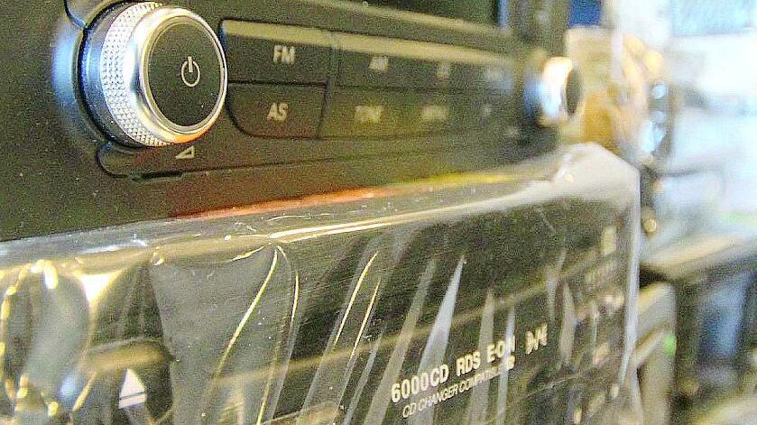 Multato con 80 euro perché in negozio ascoltava la musica