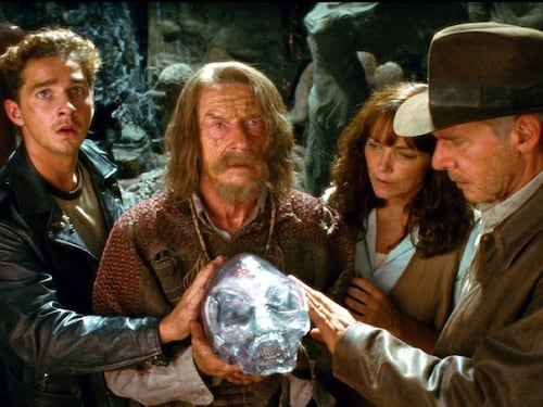 Stasera in tv Indiana Jones e il regno del teschio di cristallo: perché tutti odiano il quarto film della saga?