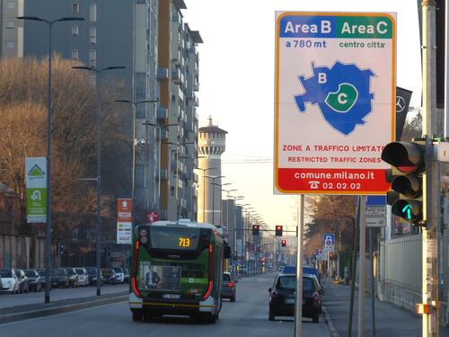 La stangata di Area B. Il primo ottobre si parte ma il Comune "tace"