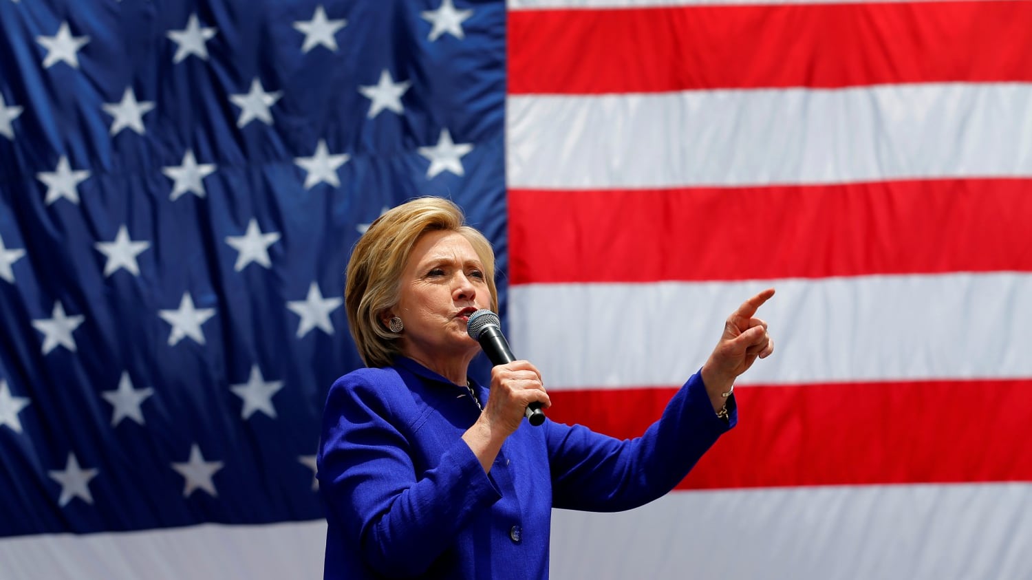 Hillary Clinton vince la nomination Ma ora deve battere Trump