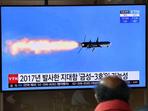 "Lanciato un missile a lungo raggio": ecco l'ultimo test di Kim