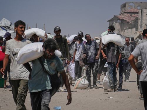 "Aiuti umanitari rubati dalle milizie armate". Le rivelazioni del rapporto Onu su Gaza