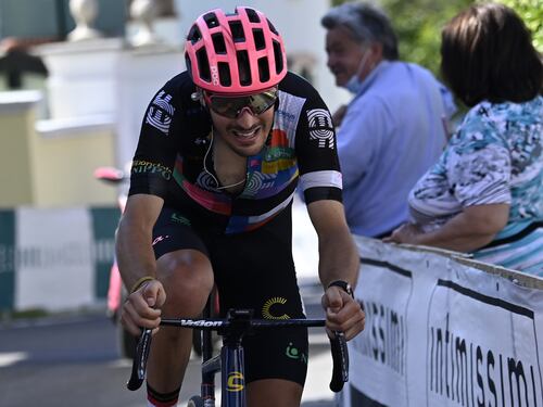 Il ct Bennati prova a tirare la volata a Bettiol nella corsa olimpica senza gioco di squadra