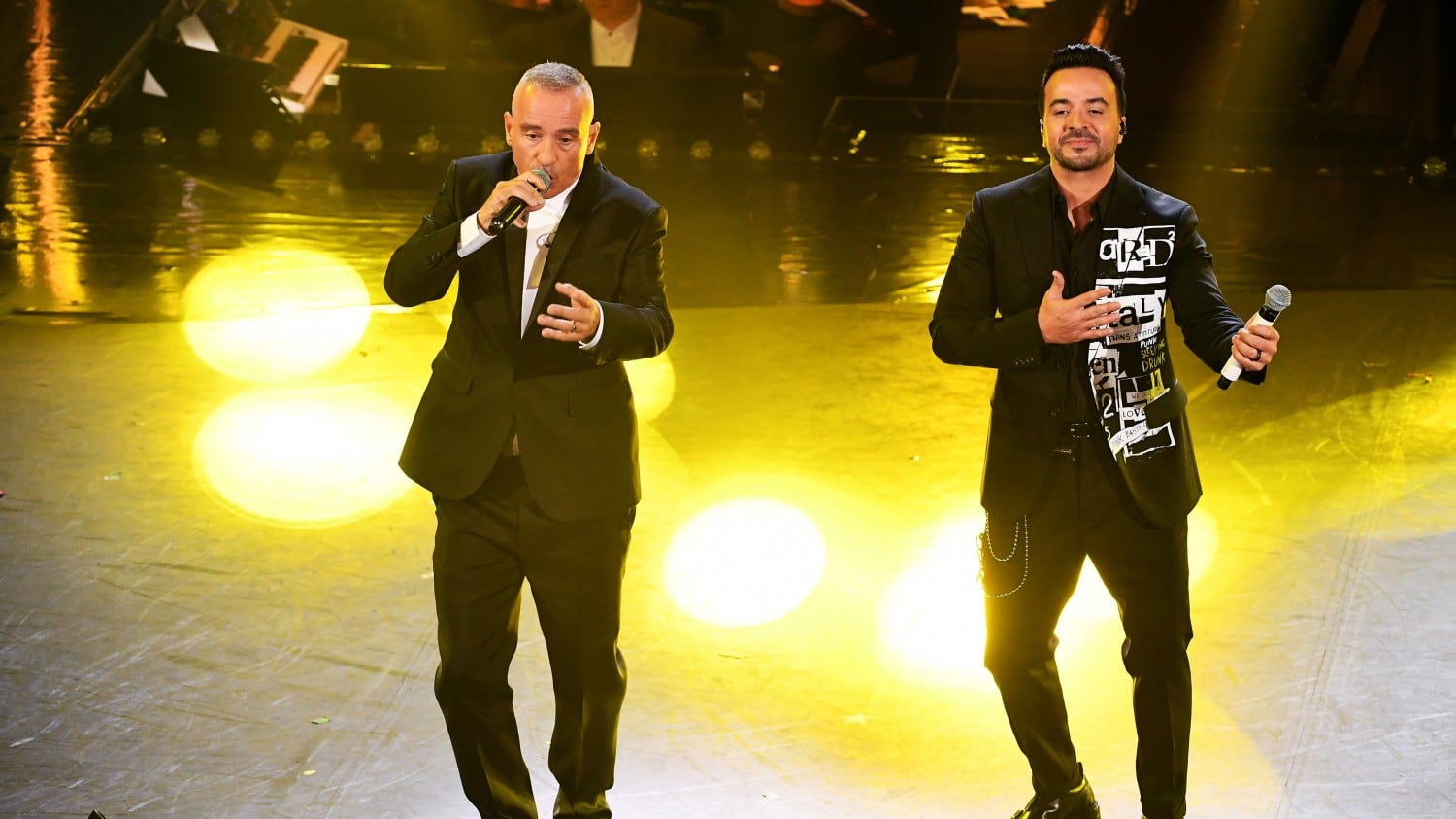 Ramazzotti fa ballare l'Ariston