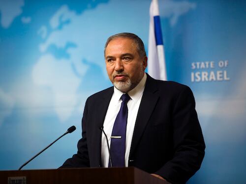 Israele, si dimette Lieberman: "Tregua con Hamas una resa al terrore"