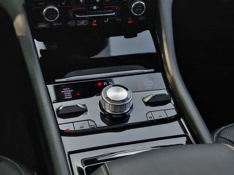 Jeep Grand Cherokee 4xe, guarda la gallery del nuovo SUV Premium 19