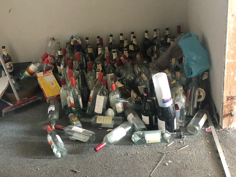Degrado nei palazzi di via Medici del vascello a Milano 2