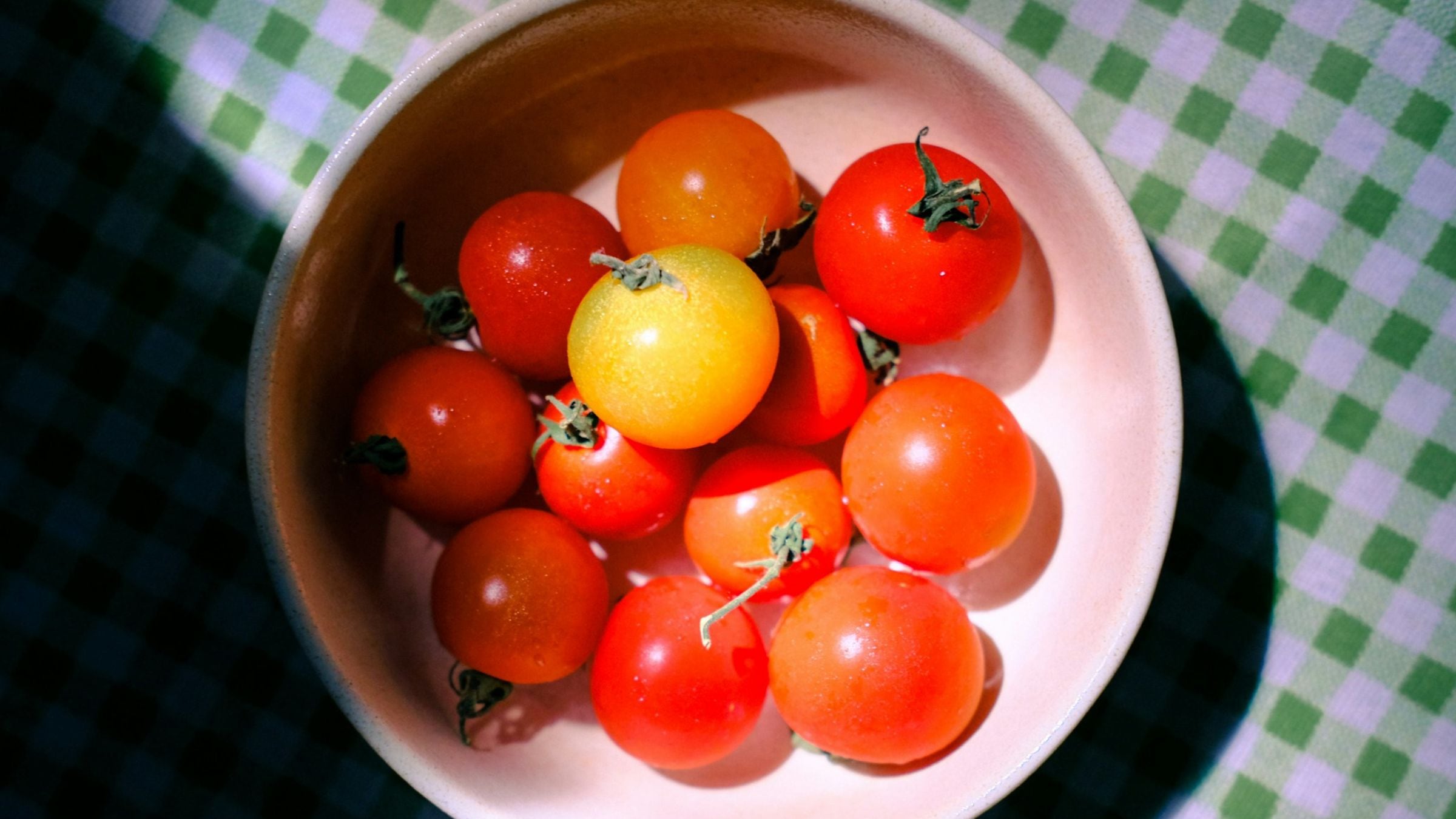 Ipertensione, mangiare pomodori ogni giorno riduce il rischio del 36%: lo studio
