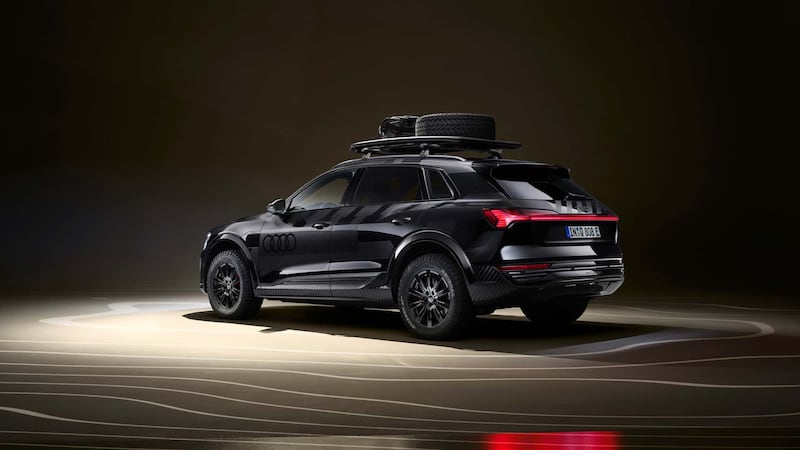 Audi Q8 e-tron edition Dakar, guarda tutte le foto 9
