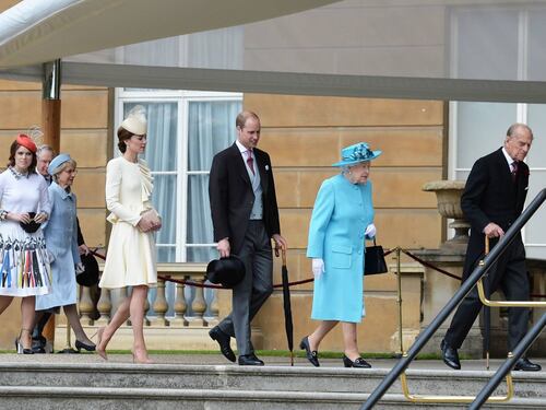 Kate Middleton, caduta di stile per le cugine reali