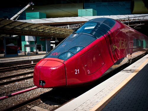 Italo batte il Frecciarossa sui binari di Piazza Affari