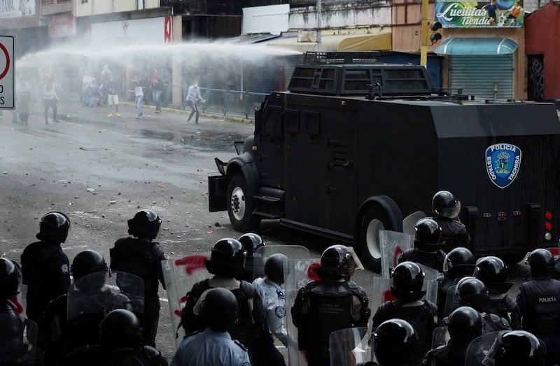 Duri scontri in Venezuela 11