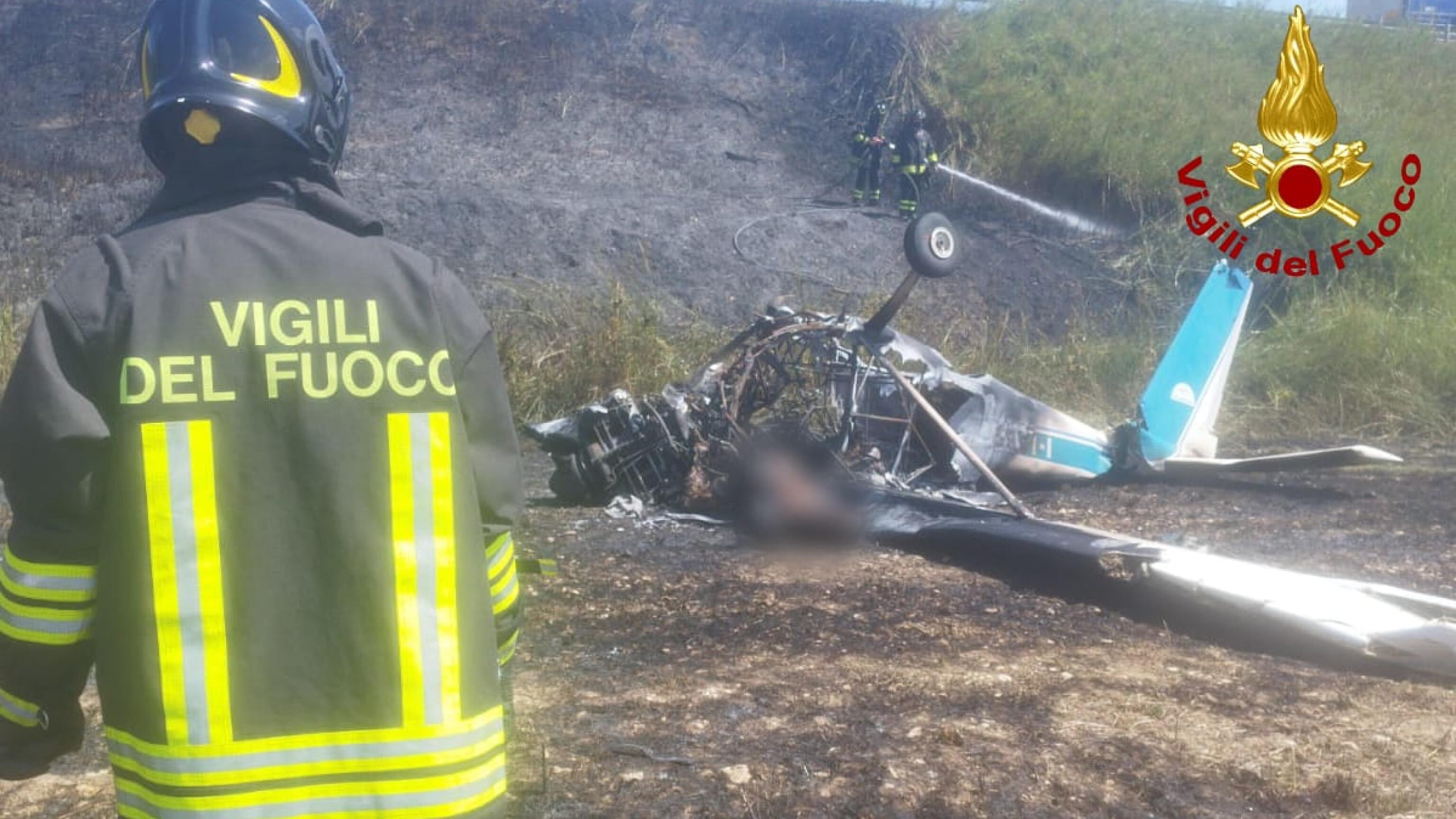 Terni, precipita un ultraleggero: morti pilota e passeggero
