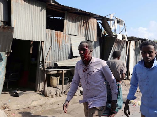 Mogadiscio, furia jihadista: un'autobomba fa 231 vittime