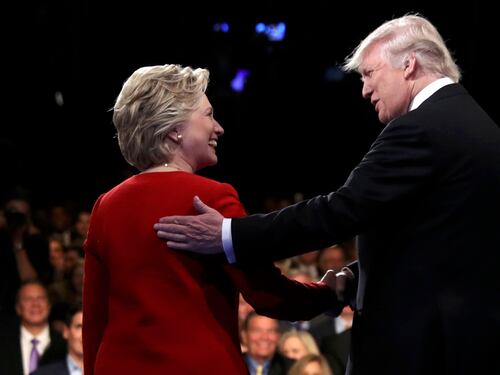 Trump e il nuovo round tv: niente attacchi a Clinton