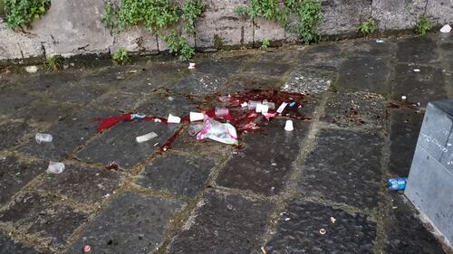 Napoli, sangue tra rifiuti e siringhe a Porta Capuana 2