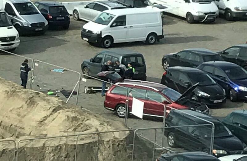 Anversa, tenta di travolgere la folla con l'auto 13