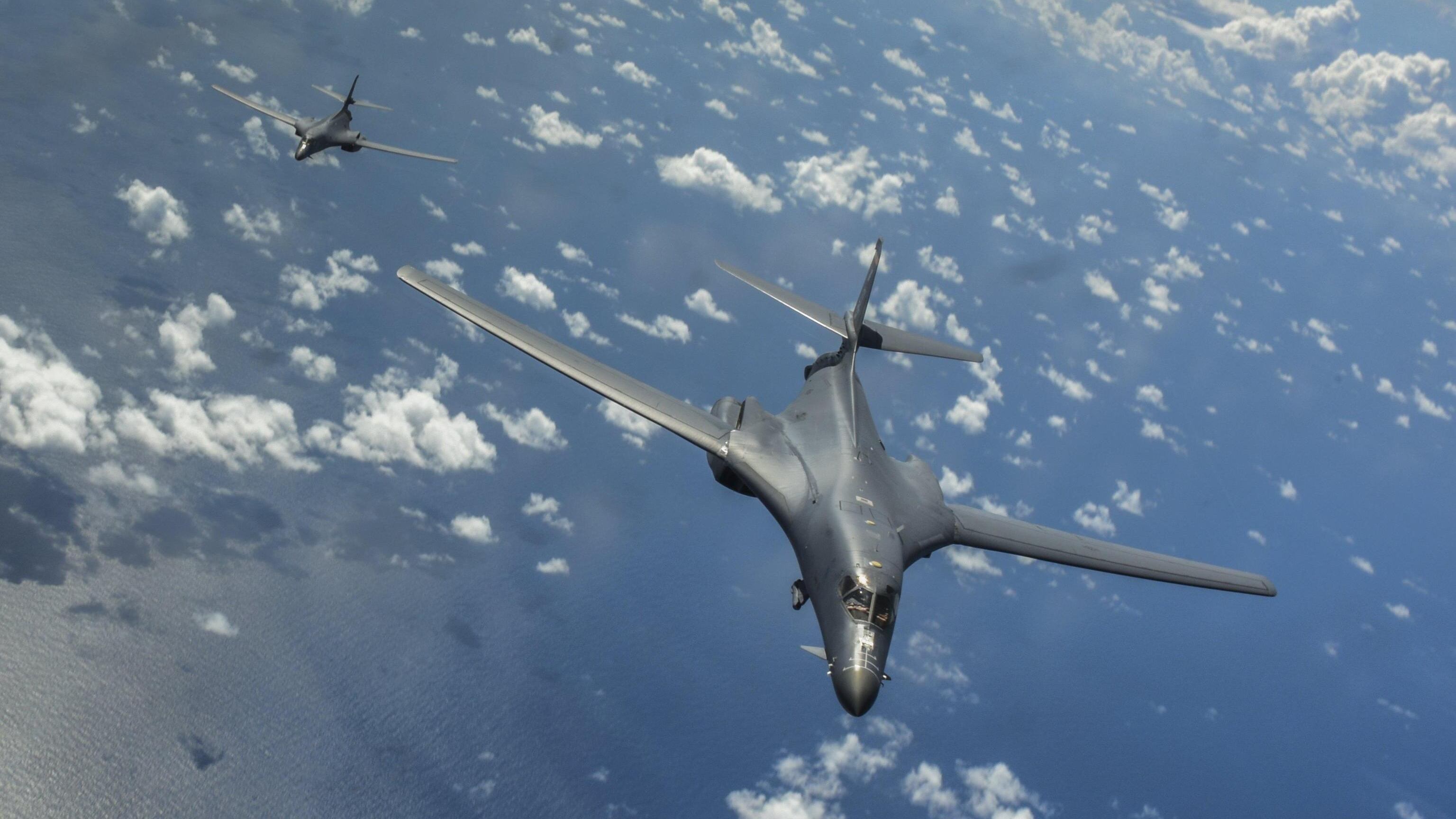 Bombardieri B-1 Usa in volo, ira di Pechino: alta tensione nell'Indo-Pacifico