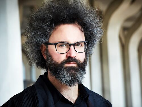Simone Cristicchi: "Famoso per un tormentone io che odio i tormentoni"