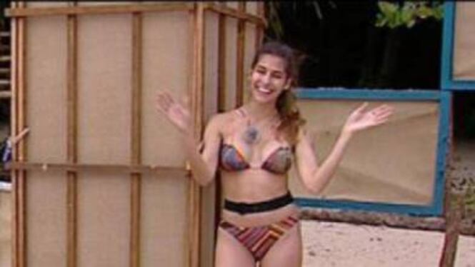 Isola, Ariadna imbarazza Riccardo Fogli: "Lo nomino perché parla troppo di sesso"
