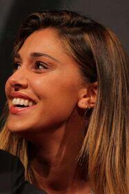 Belen Rodriguez, sexy in bianco e nero 12
