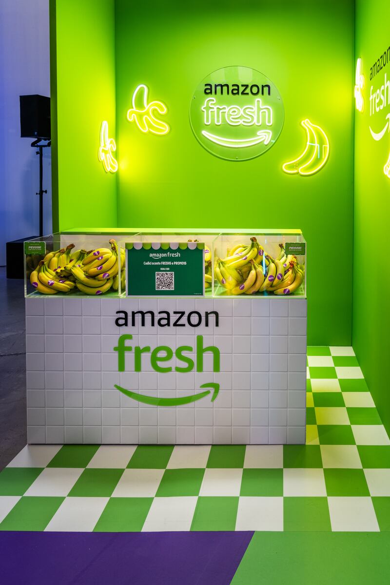 Il Black Friday di Amazon: il nuovo pop up store a Milano 6