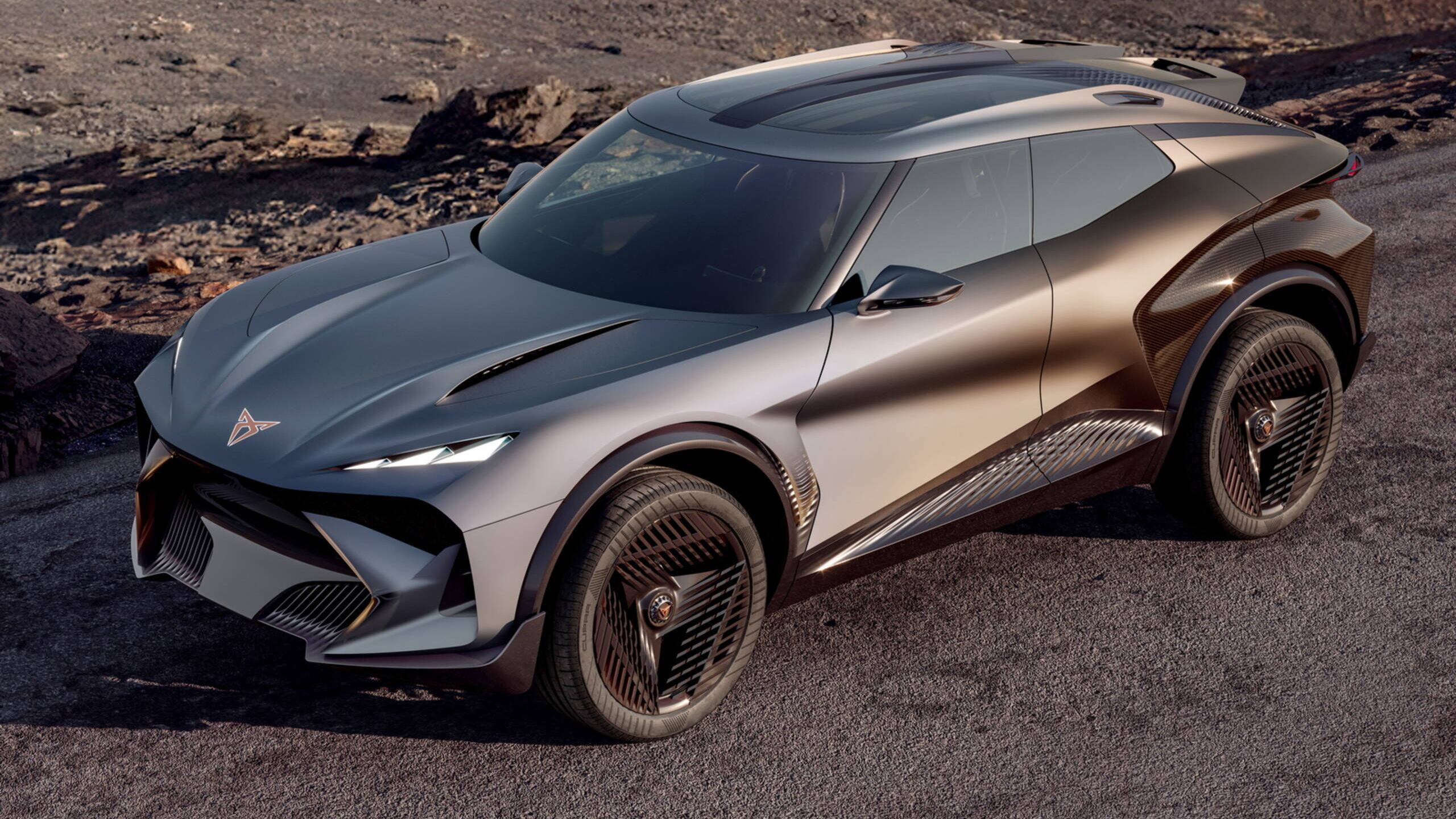 Cupra Tindaya accende Milano: tra padel e design, il brand catalano scrive un nuovo capitolo di passione e innovazione