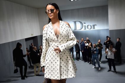 Rihanna alla sfilata di Christian Dior 17