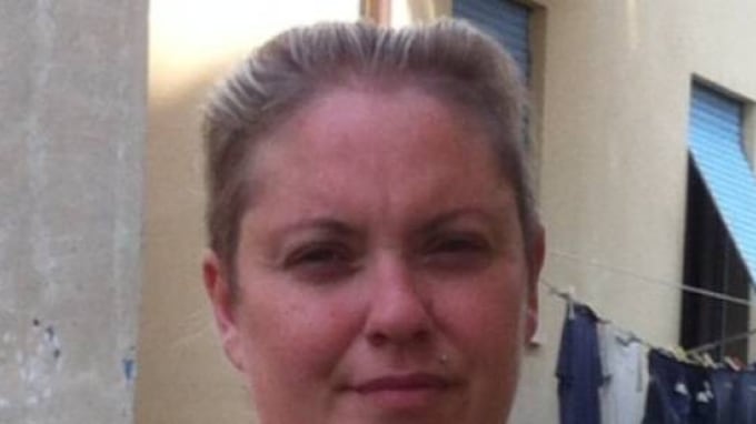 Azzurra, italiana senza casa e lavoro: "Profughi coccolati, io per strada"