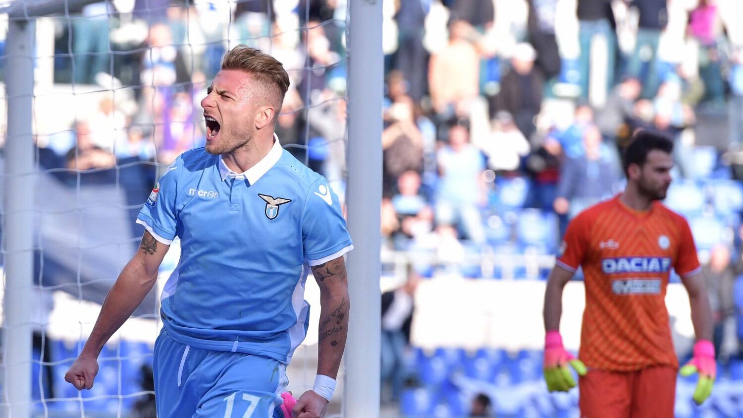 Serie A, la Lazio vola con Immobile. Ok Cagliari e Chievo, il Genoa si salva al 94'