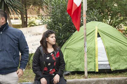 Casal Bruciato, residenti in protesta: "Le case prima agli italiani" 5