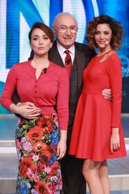 Chiara Francini, sexy padrona di casa a Domenica In 10