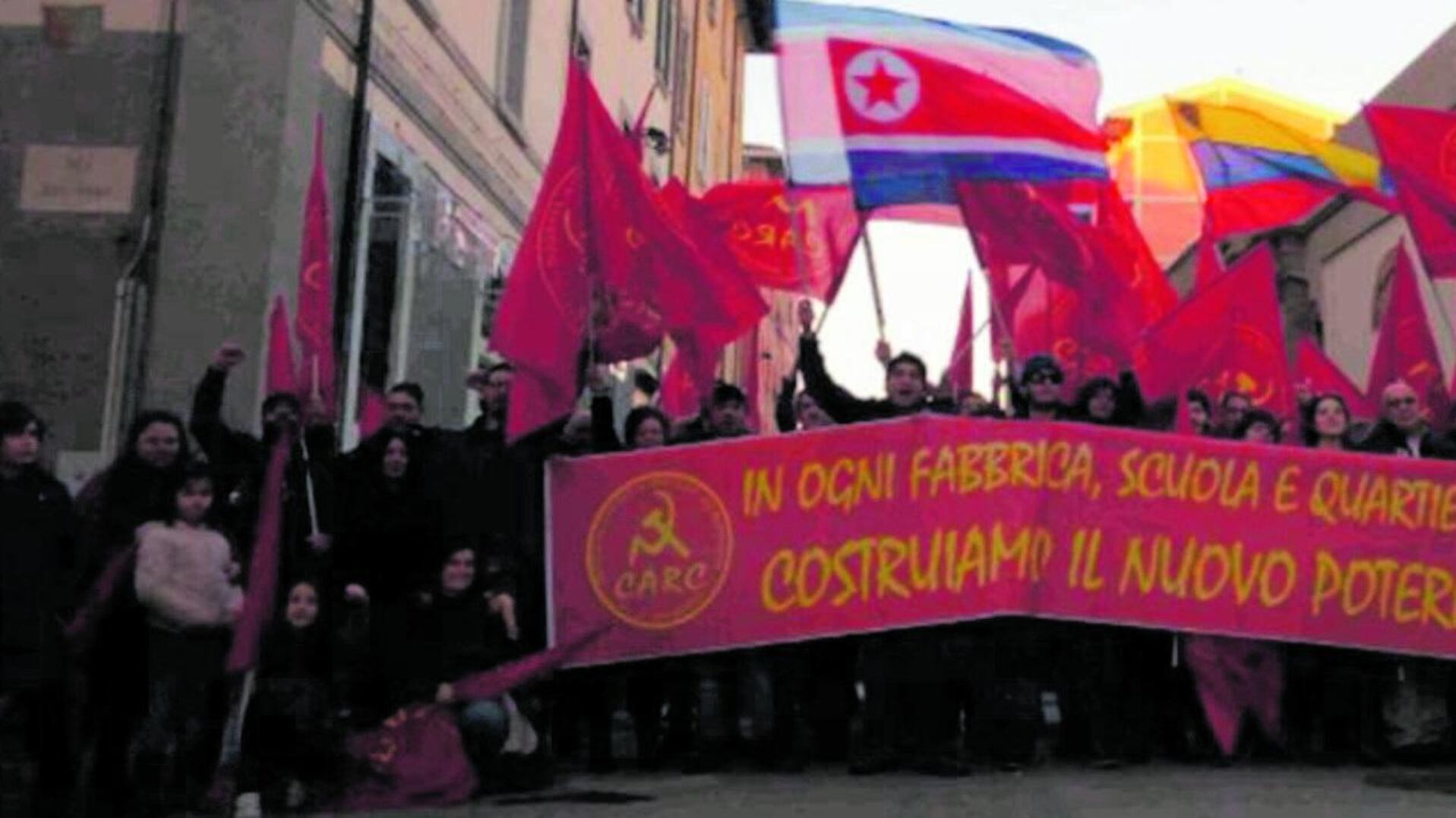 Il piano dei Carc per rendere ingovernabile il Paese