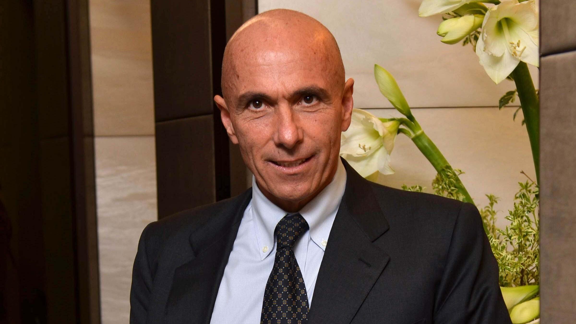 Azimut si mette a caccia dei "paperoni" stranieri