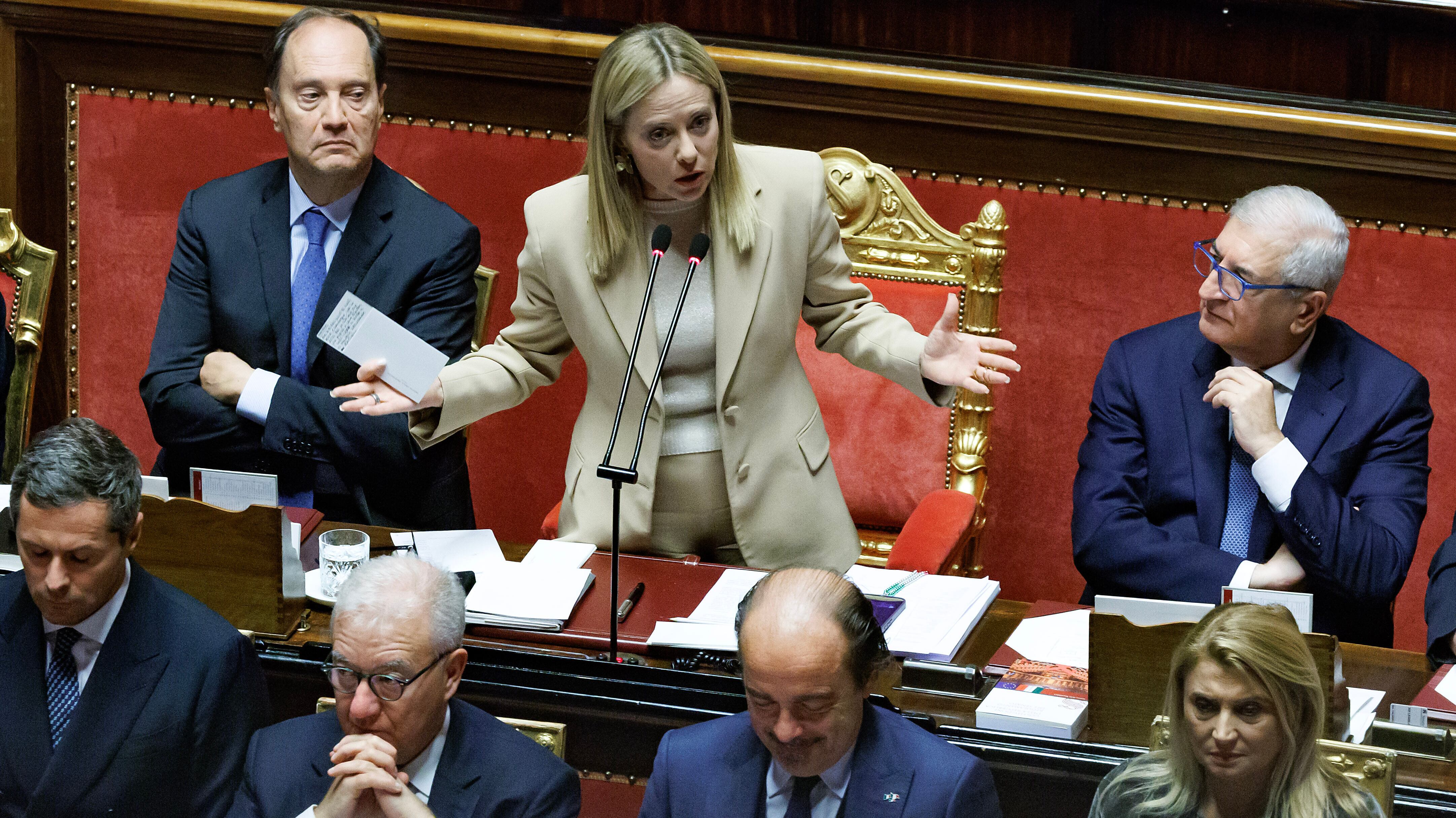 "Non ricordo mobilitazioni per Sallusti e Cerno": la lezione di Meloni alla sinistra sul caso Ranucci