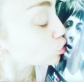 Miley Cyrus nuda su Instagram 3