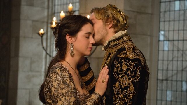 Tra storia e mito. In tv c’è "Reign", la serie sulla giovinezza di Mary Stuart