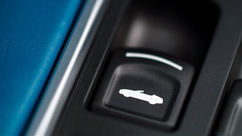 Aston Martin Vanquish Volante 7