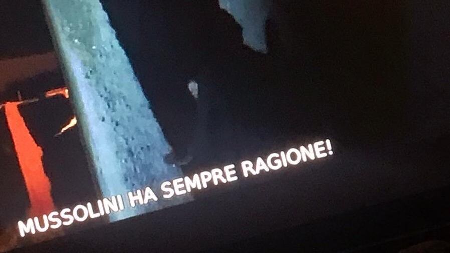 La frase su Tv2000 durante un film biblico: "Mussolini ha sempre ragione"