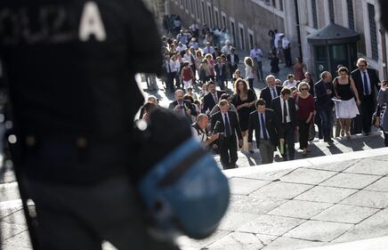 Le opposizioni insorgono: marcia sul Colle 7