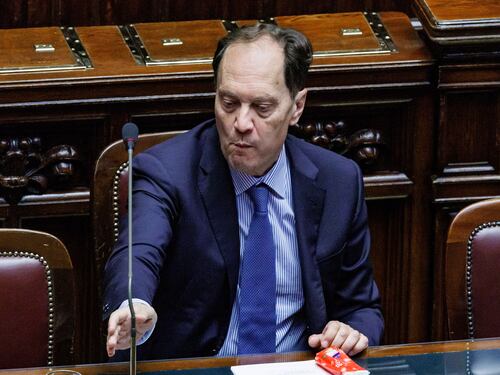 Ciriani difende i giovani di Fdi: "I veri violenti sono a sinistra"
