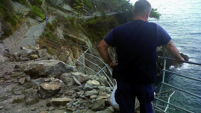 Un anno dopo, stessa paura Ancora frane alle Cinque Terre