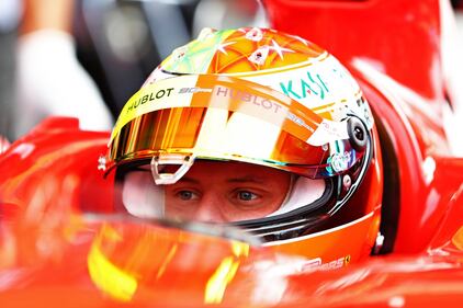 Mick Schumacher sulla Ferrari del papà: le foto più belle 6