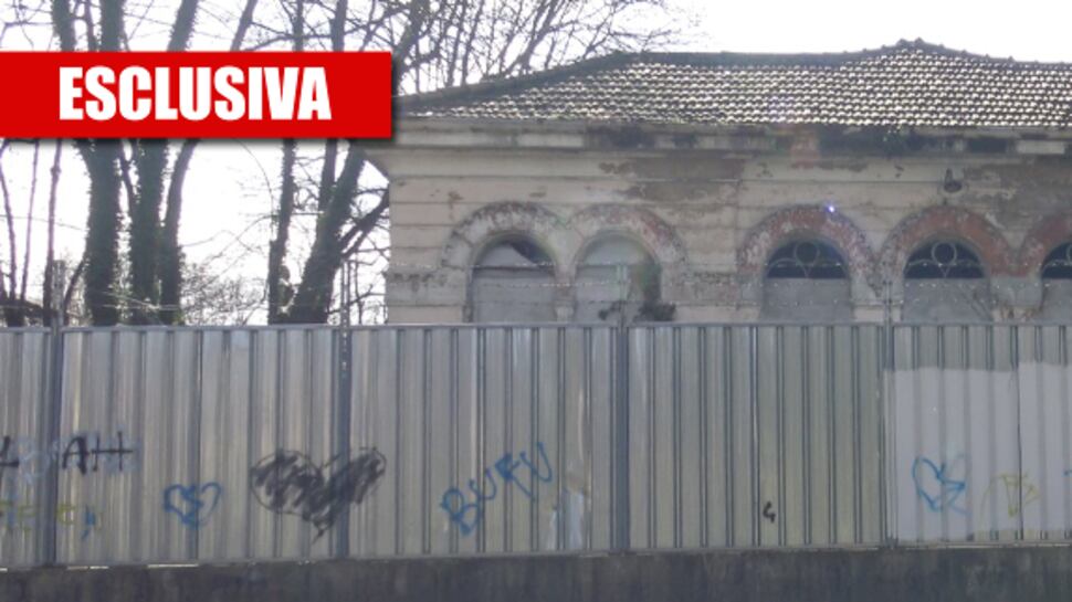 "Qui le palazzine cadono a pezzi". I residenti costretti a vivere nel degrado