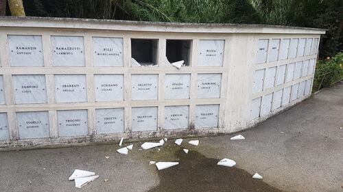 Nettuno, profanato il cimitero dei caduti della Rsi 1