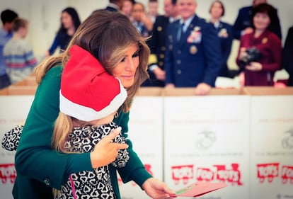  Melania Trump, Natale ironico sui social 9