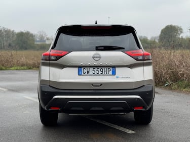 Nissan X-Trail N-Trek: guarda la gallery del SUV ibrido per l'avventura 5