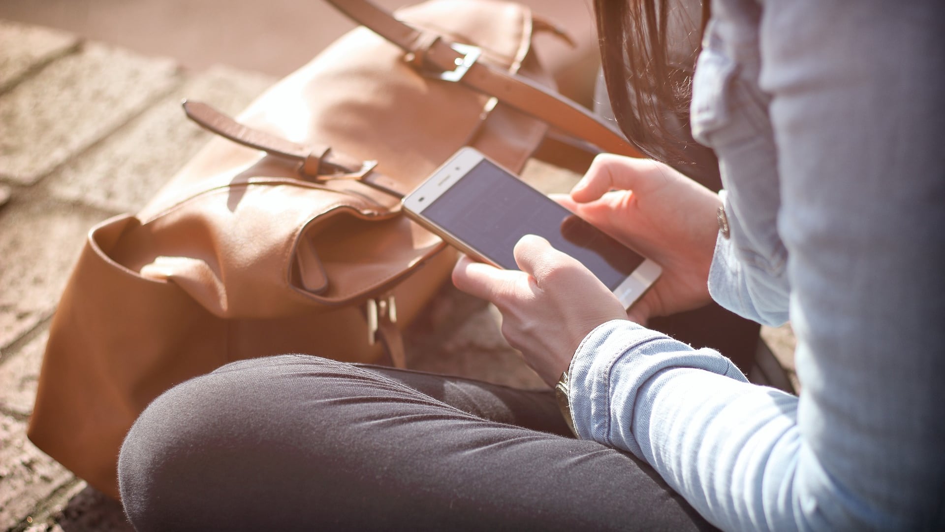 Sesso: gli adolescenti si informano su Internet