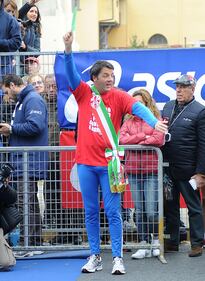 Renzi, starter d'eccezione alla Firenze-Marathon 5