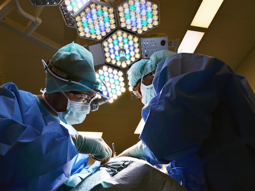 Covid, allarme dei chirurghi: rimandati 400mila interventi